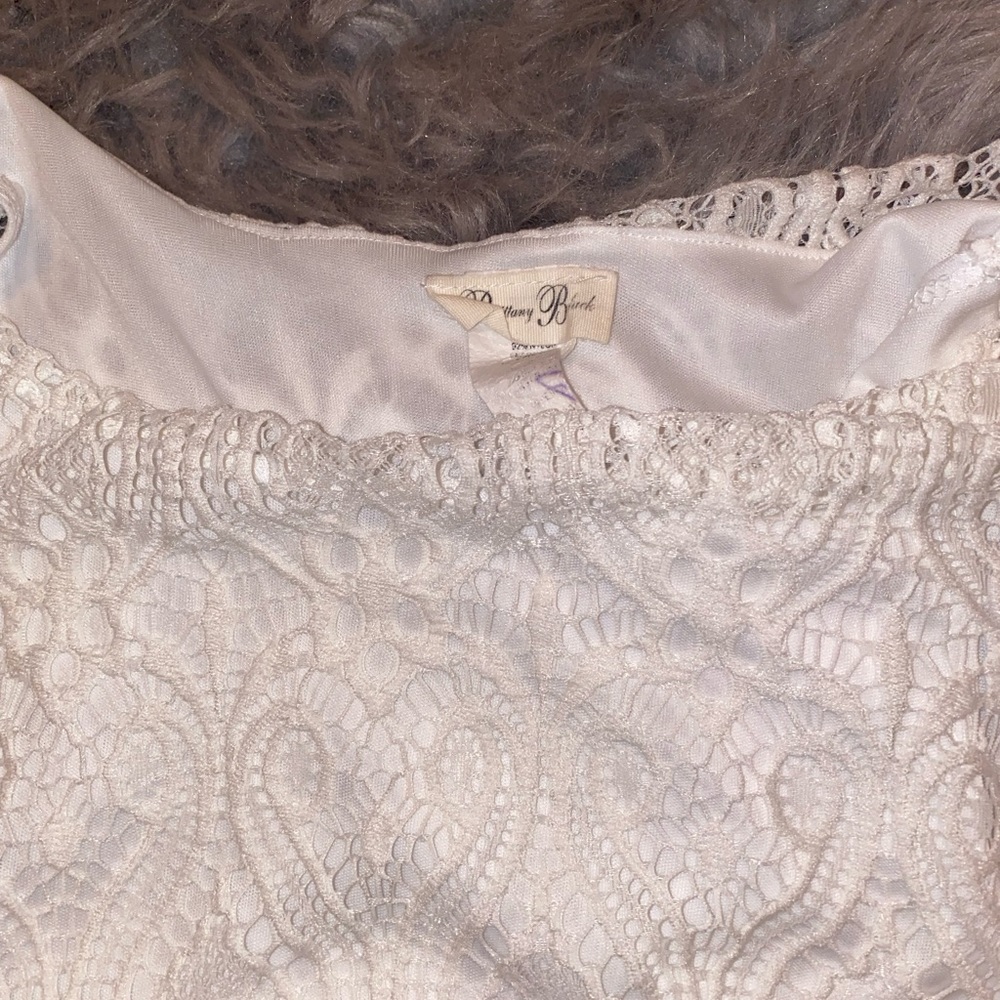 BRITTANY BLACK - Lacy Top with Built-In Camisole, White, Size Small - Picture 3 of 4